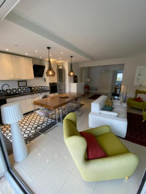 Cannes Montfleury F3 meuble avec parking